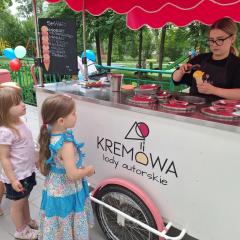 czekamy na lody