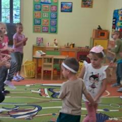 spotkały się dwa jabłuszka
