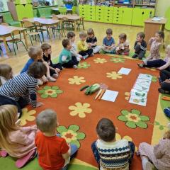 utrwalamy wiadomości na temat warzyw i owoców