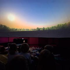 oglądamy film edukacyjny