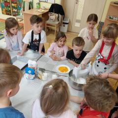 Mieszamy składniki mikserem