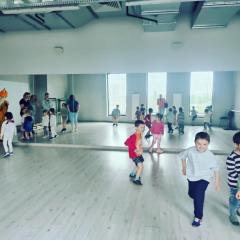 Za kulisami